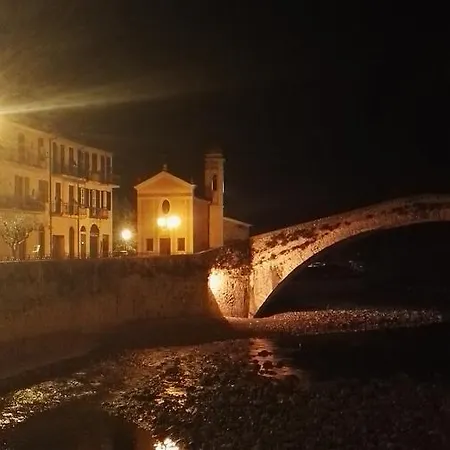 La Torre לינה וארוחת בוקר 3*