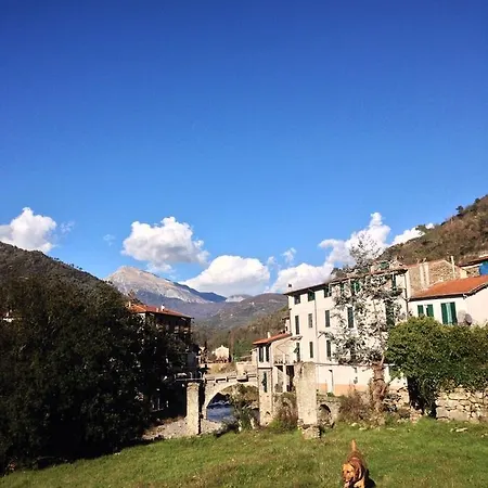 La Torre Panzió Isolabona